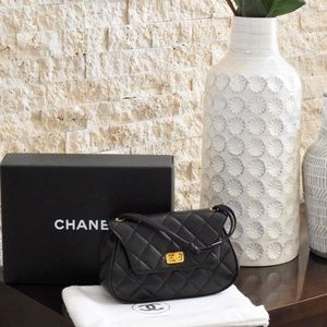CHANEL TOP HANDLE LAMBSKIN BAG